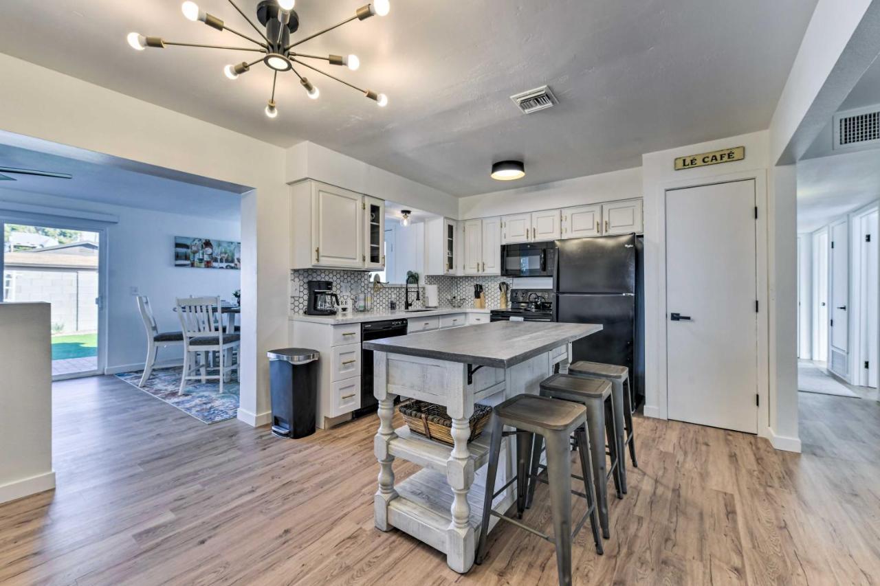 Downtown Gilbert Home With Fenced Yard And Fire Pit! Exterior foto